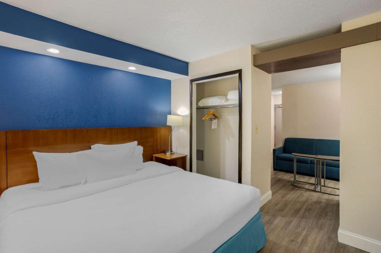 Comfort Inn & Suites Mt Laurel-Philadelphia Mount Laurel Ngoại thất bức ảnh